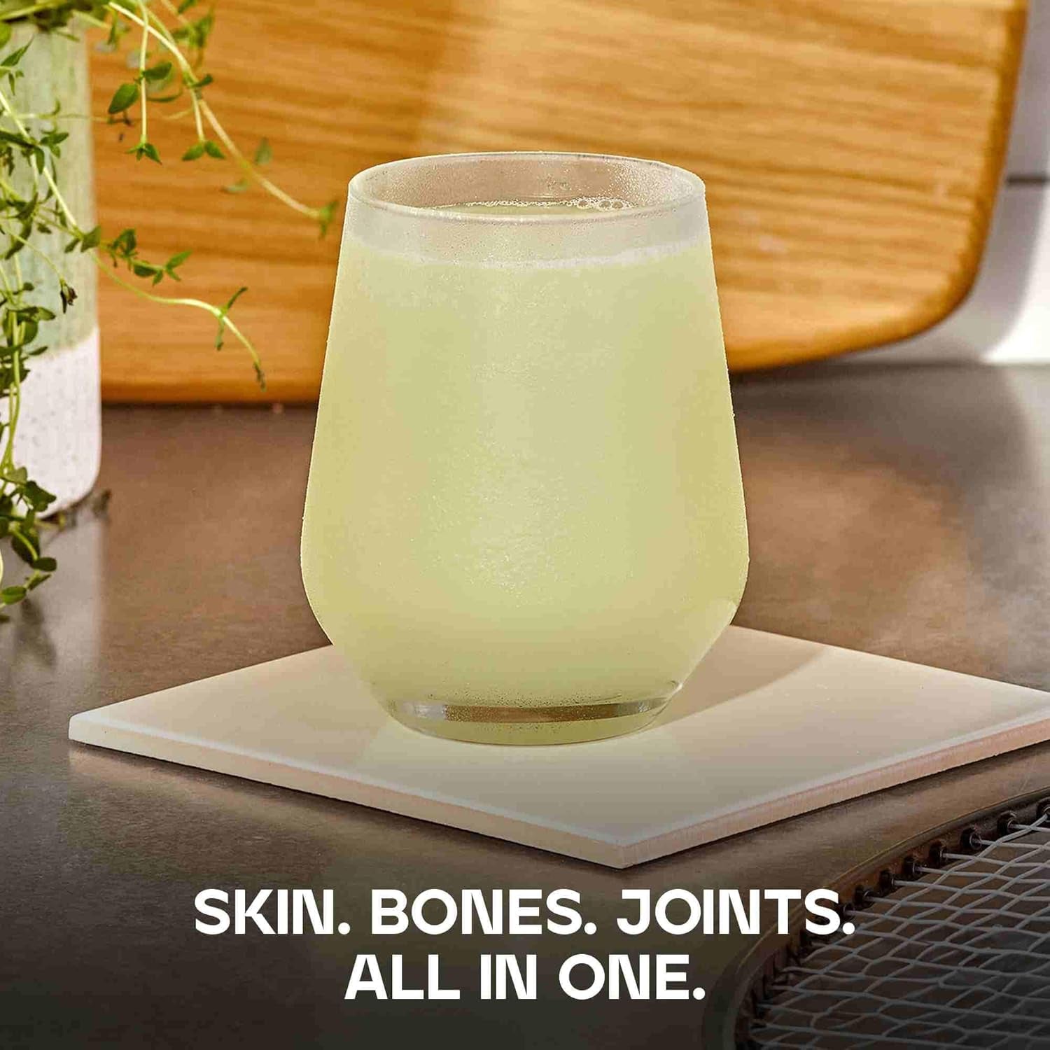 Bulk Collagen Powder with Peptides and Vitamin C, Hydrolysed Bovine Collagen, High Protein Supplement Daily Use in Smoothies, Shakes and Recipes, Joint and Skin Routine, Unflavoured, Easy Mixing 500G