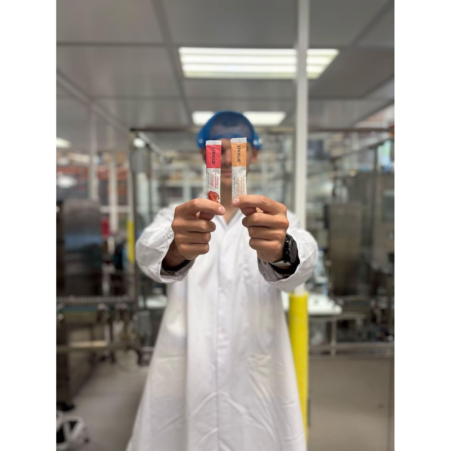 Creatine Monohydrate | Lab Tested | 30 Travel Sachets, 5G Creatine Each | Natural Strawberry Flavour | Zero Sugar | Supports Muscle Growth, Strength, Recovery, Cognition & Performance | for Men&Women